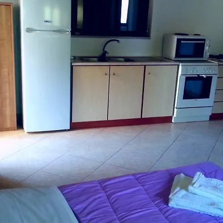 Apartment Akrogiali