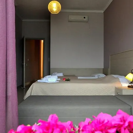 Akrogiali Apartment *